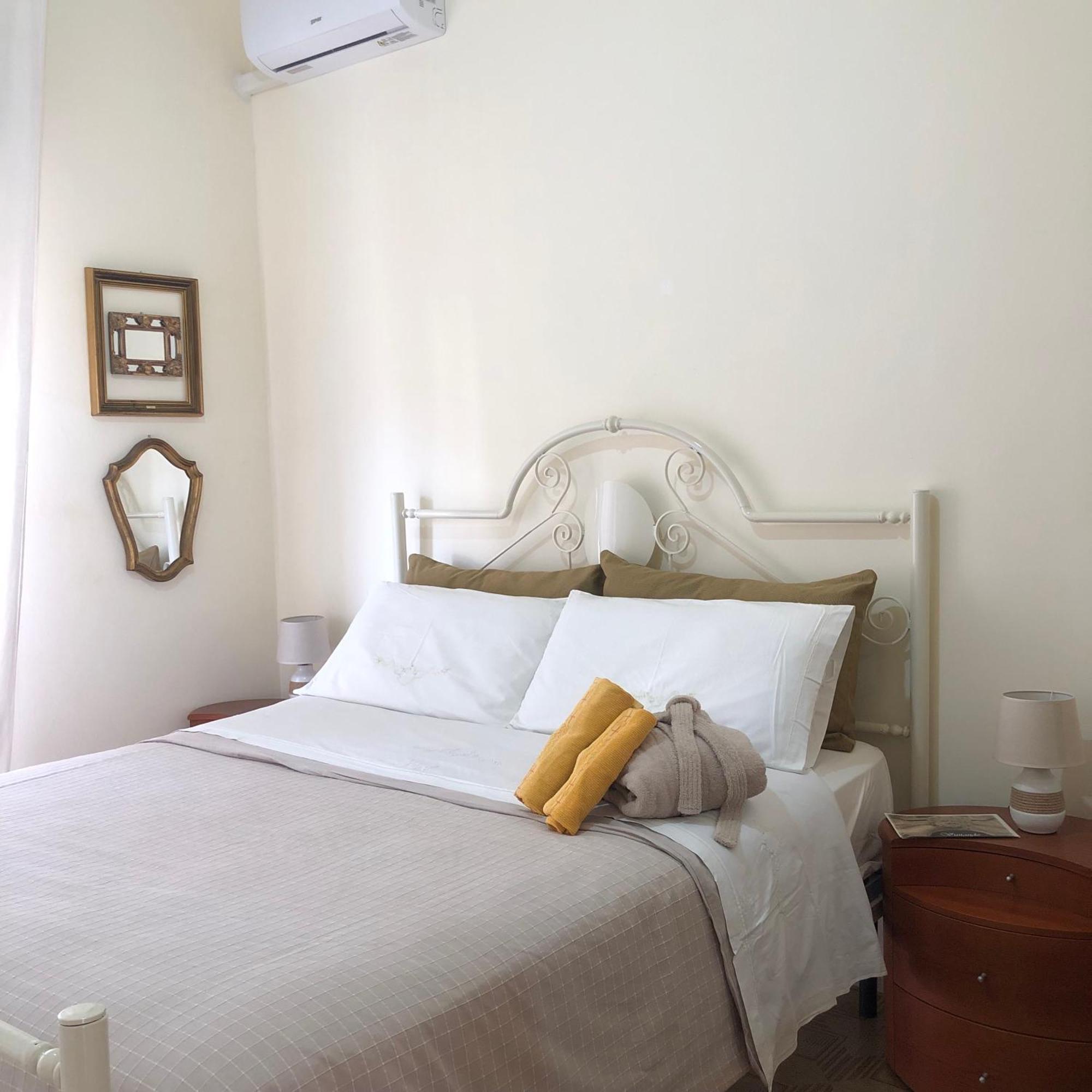 Casa Dorina Charme E Comfort A 100 M Dal Mare Donnalucata  Esterno foto