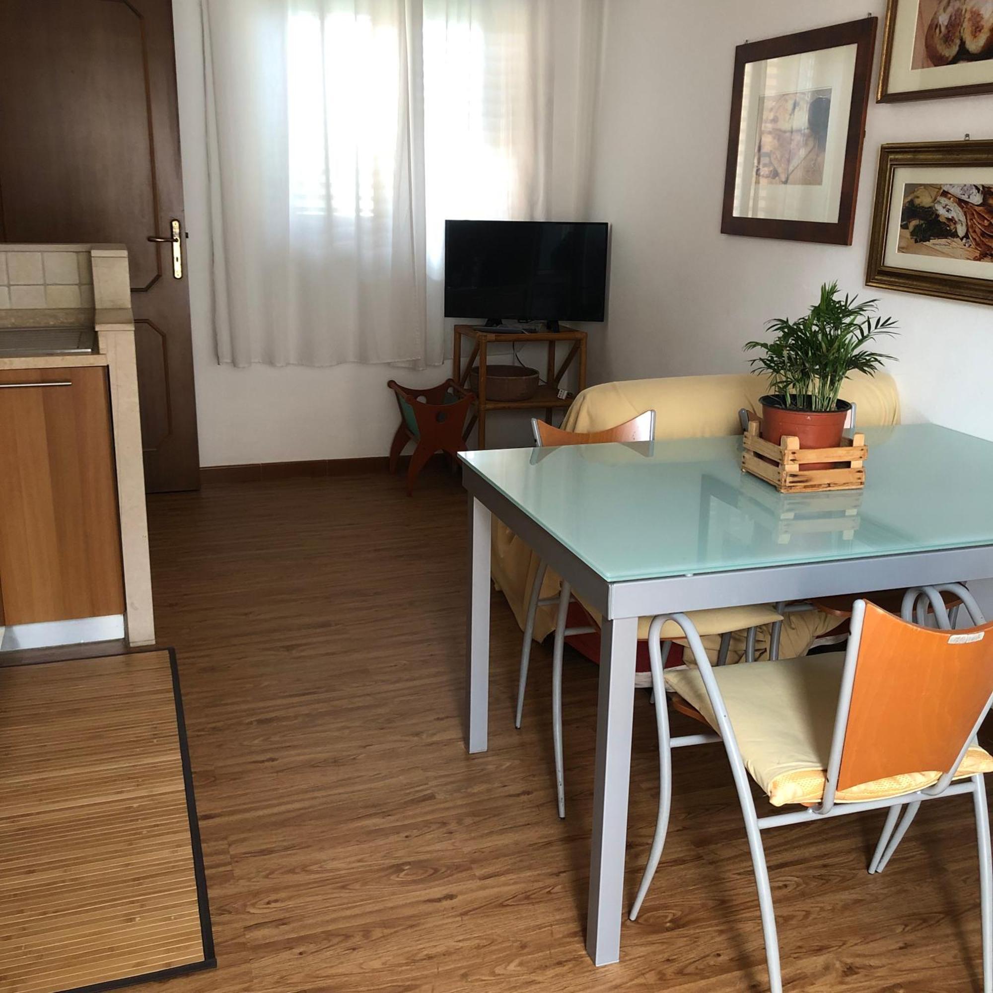 Casa Dorina Charme E Comfort A 100 M Dal Mare Donnalucata  Esterno foto